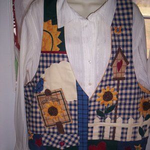 BRAND NEW, WOMEN'S HANDMADE, HAND QUILTED VEST SIZE 14/16
